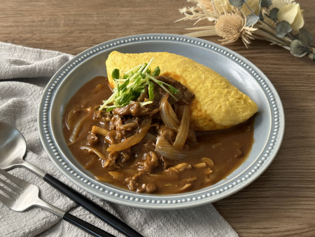 日式牛肉燴飯蛋包